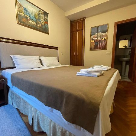 Boutique Hotel Travelling Actor - Skadarlija Belgrad Exterior foto